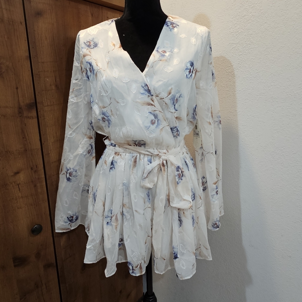 Altar'd State Medium Floral Long Sleeve Romper!